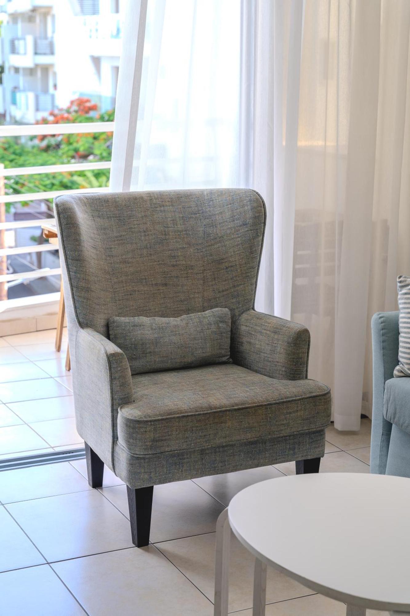 Violet Dusk City Center Flat Larnaca Ngoại thất bức ảnh